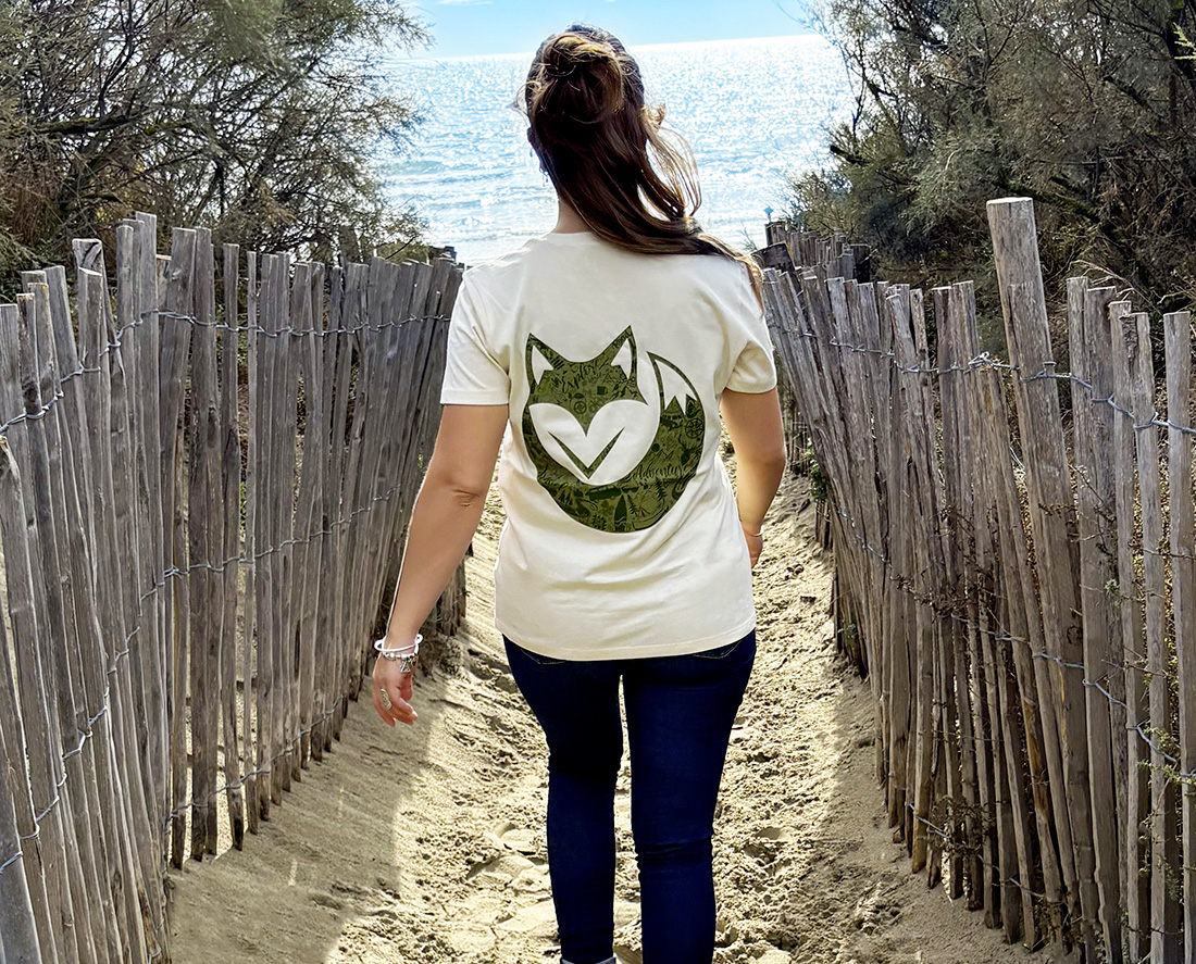 T-shirt RIGEL idéal pour la vanlife porté de dos